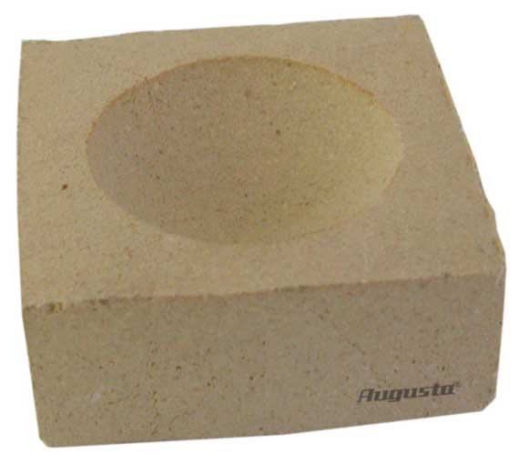 Crucible for platinum