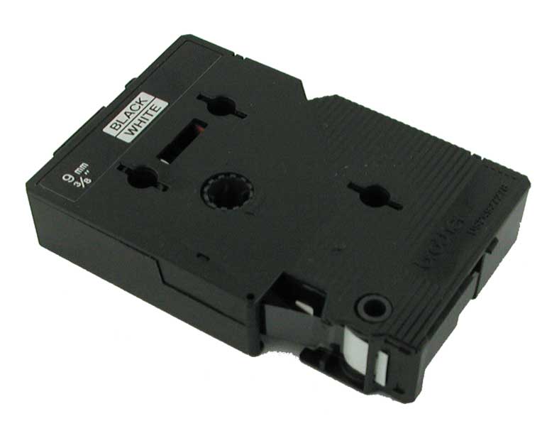 NASTRO TZ-1 12 MM LAMINATO TRASPARENTE / NERO NASTRO TZ-1 12 MM LAMINATO TRASPARENTE / NERO