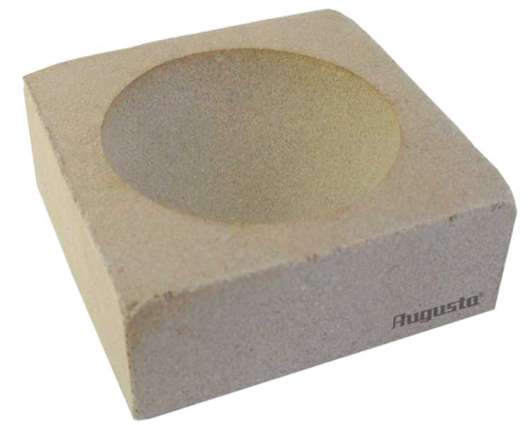 Crucible for platinum