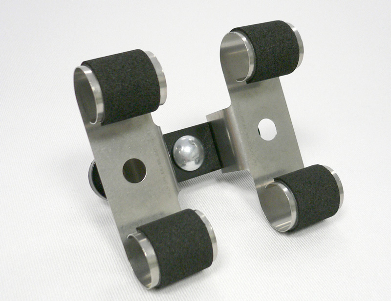 Double watch retaining clip metal