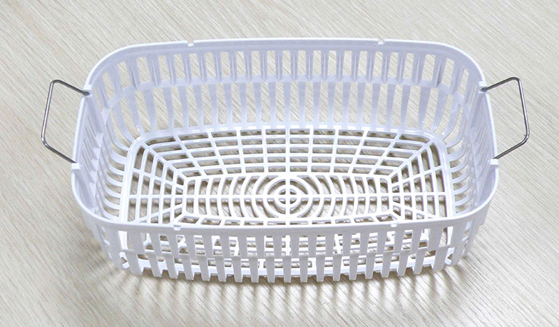 Plastic basket