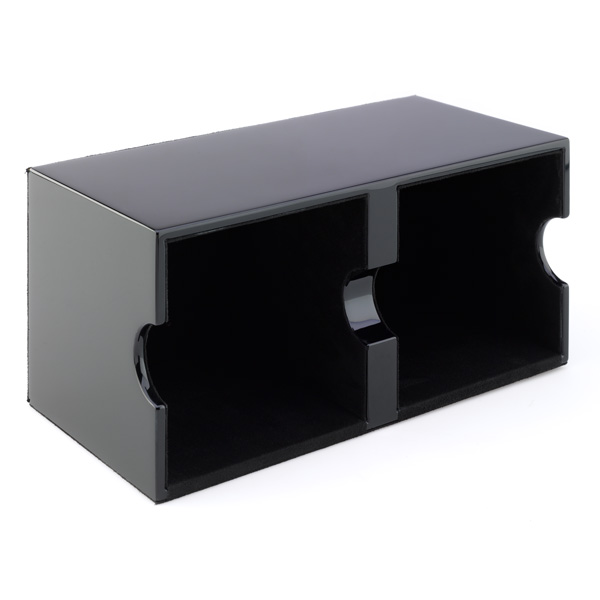 Double holder for 2 watch winders