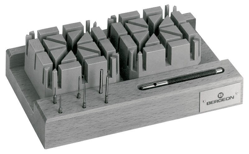 UTENSILE PER TOGLIERE LE COPPIGLIE BERGEON